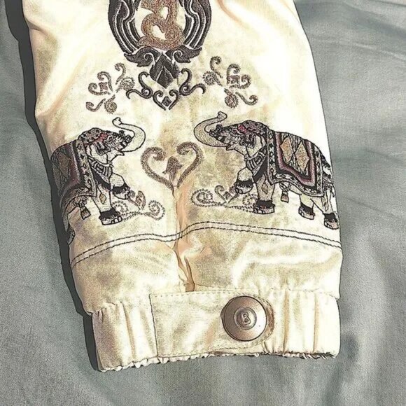 Vintage Bogner heavily embroidered Elephant Design white ski jacket 4 - Picture 3 of 14